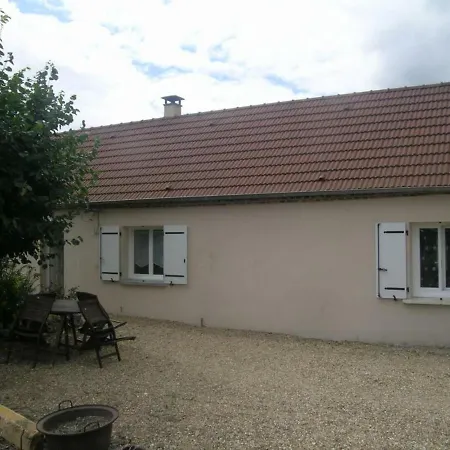 Dompierre-sur-besbre, 3 Pieces, 5 Personnes - Fr-1-489-26 *